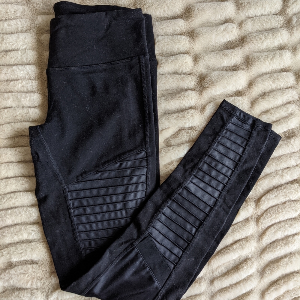Alo Black Moto Small Yoga pants leggings
